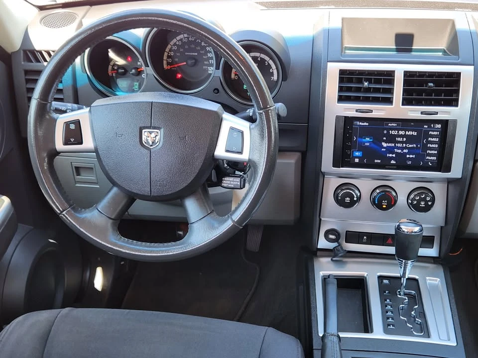 2010 Dodge Nitro - Image 7 of 15