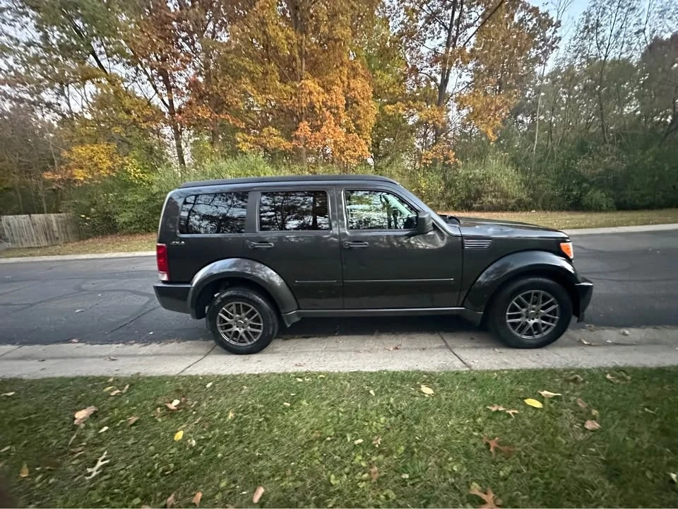 2010 Dodge Nitro - Image 6 of 19