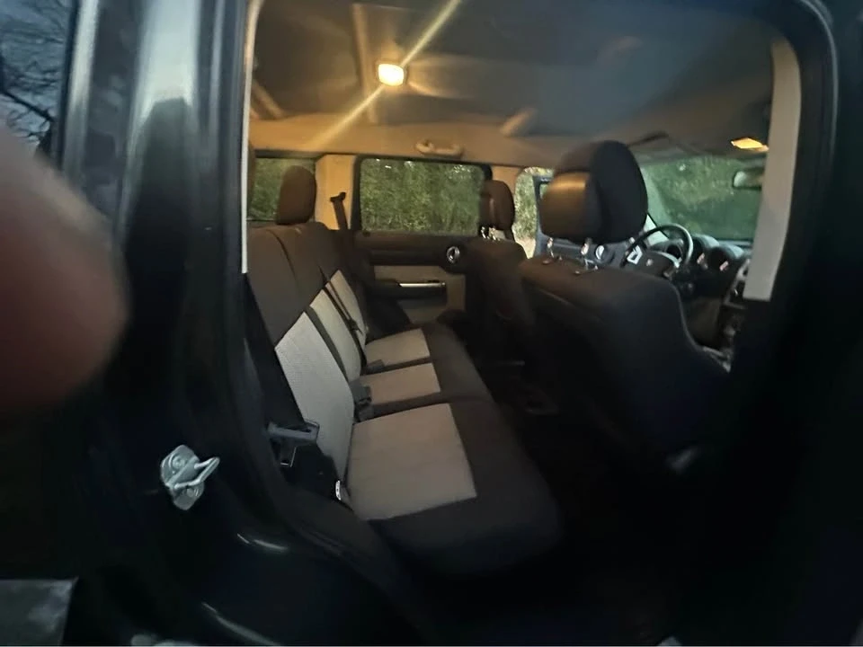 2010 Dodge Nitro - Image 15 of 19