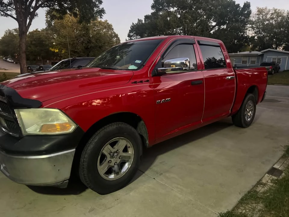 2010 Dodge Ram 4th Gen - Image 3 of 4