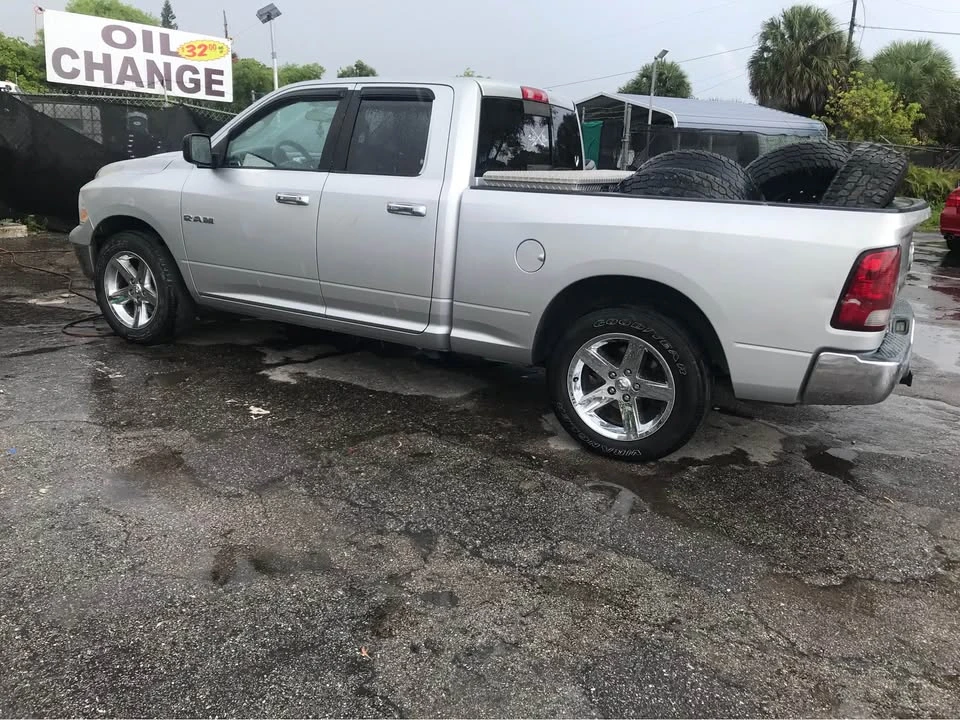2010 Dodge Ram 4th Gen - Image 2 of 2