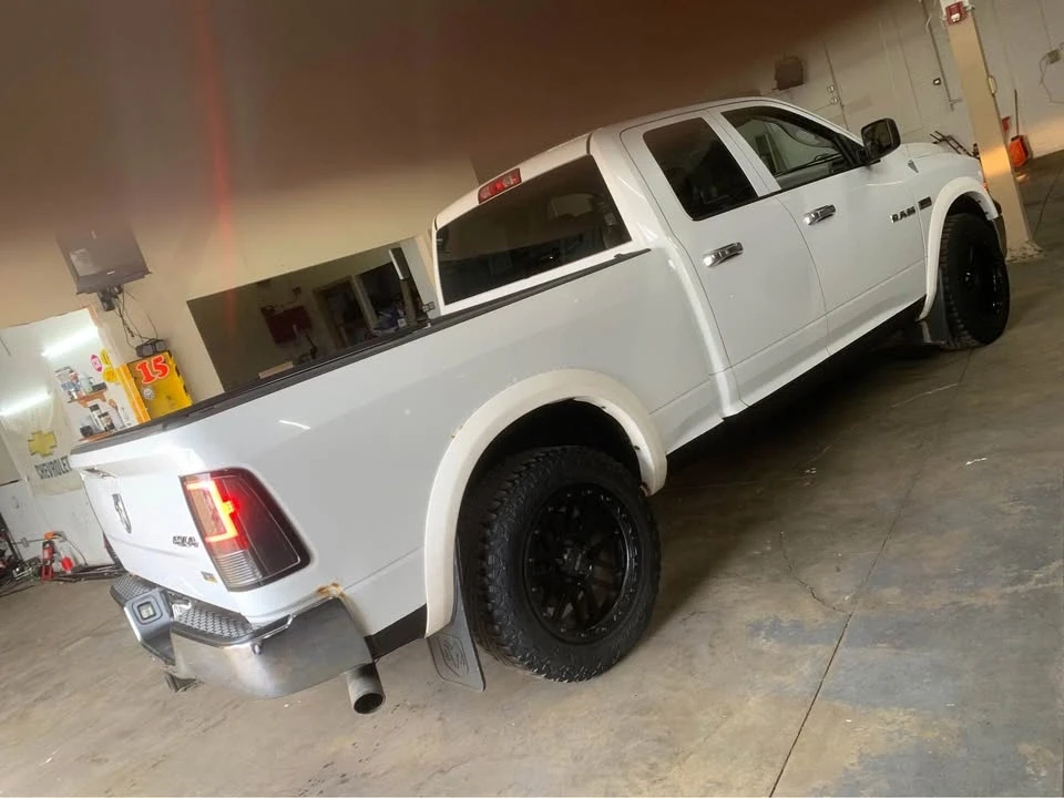 2010 Dodge Ram 4th Gen - Image 2 of 8