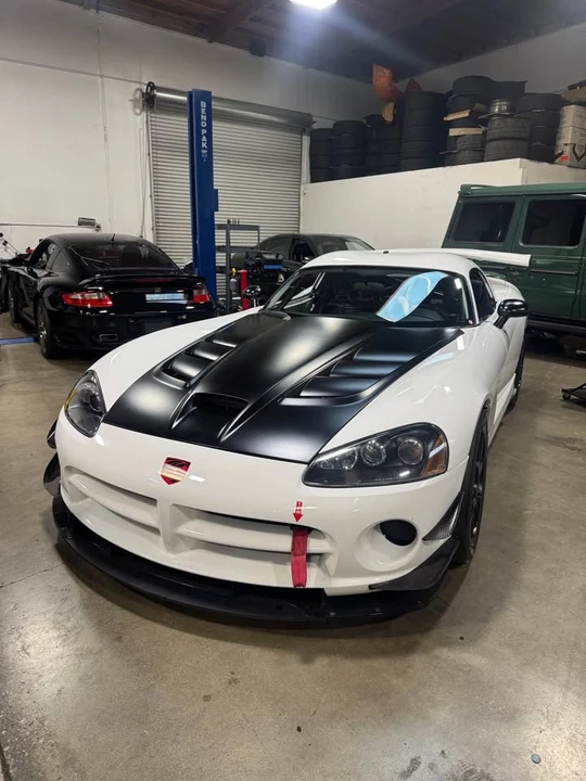 2010 Dodge Viper ACR 4th Gen - Image 2 of 7