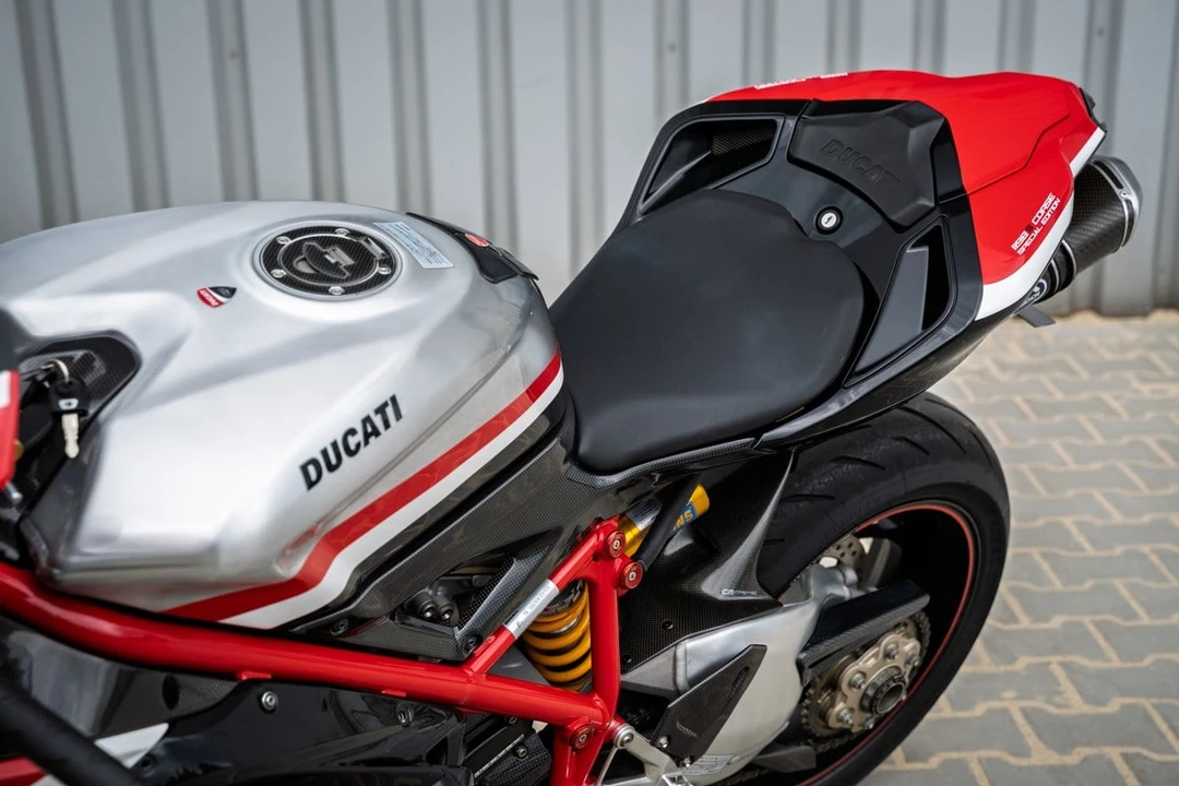 2010 Ducati 1198 - Image 17 of 27