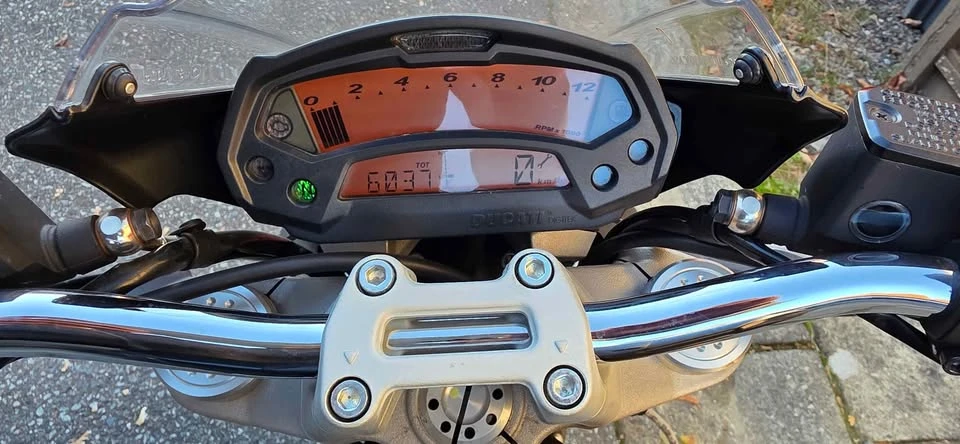 2010 Ducati Monster - Image 9 of 10