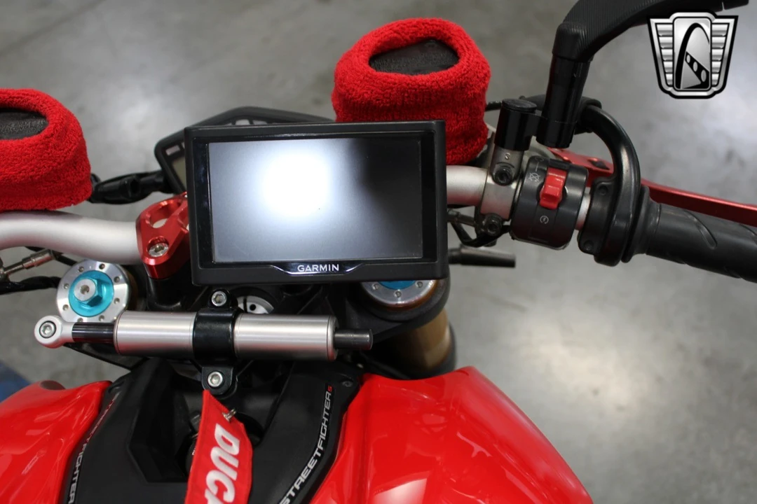 2010 Ducati Streetfighter - Image 18 of 21