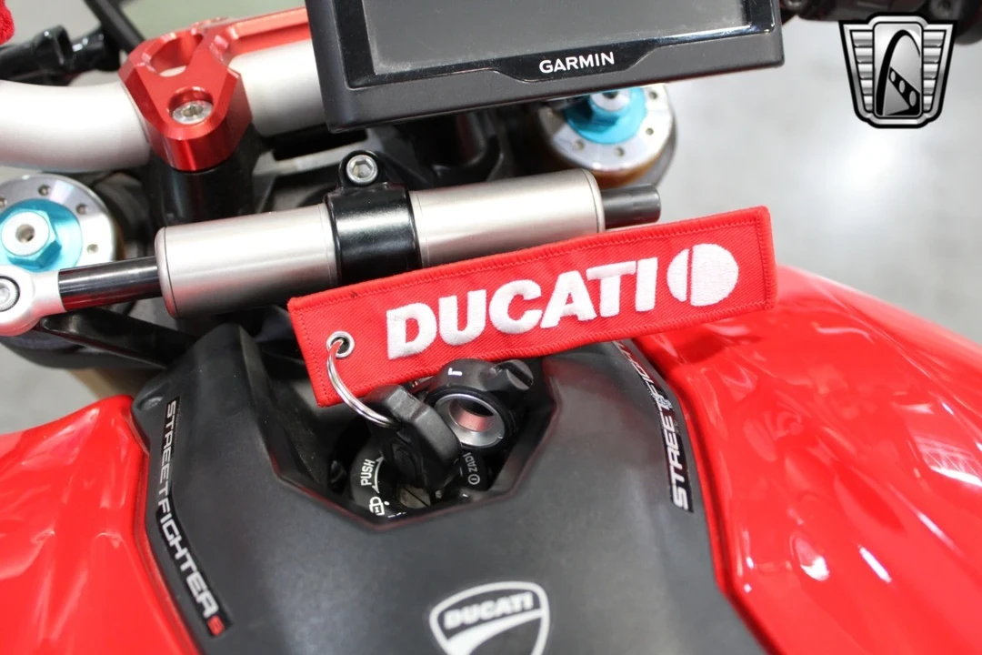 2010 Ducati Streetfighter - Image 21 of 21