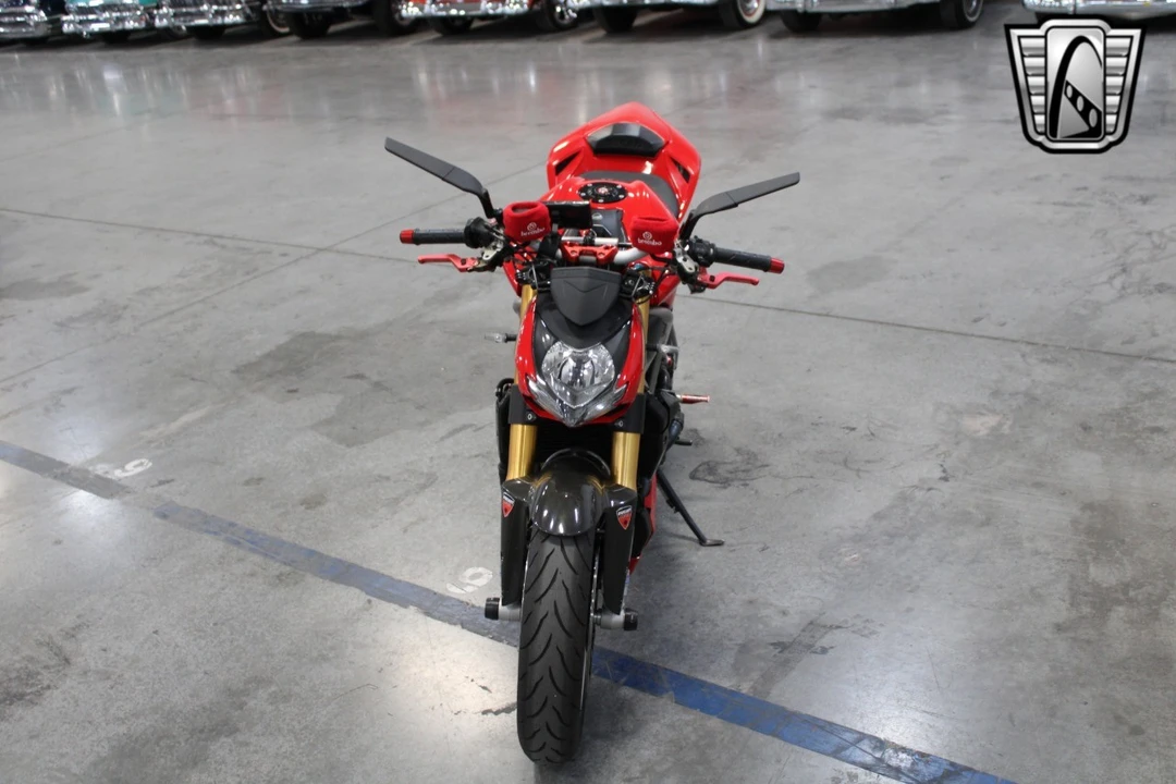 2010 Ducati Streetfighter - Image 3 of 12