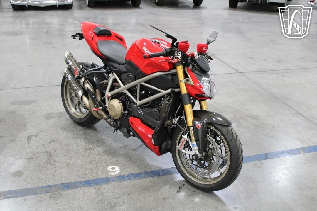 2010 Ducati Streetfighter - Image 12 of 12