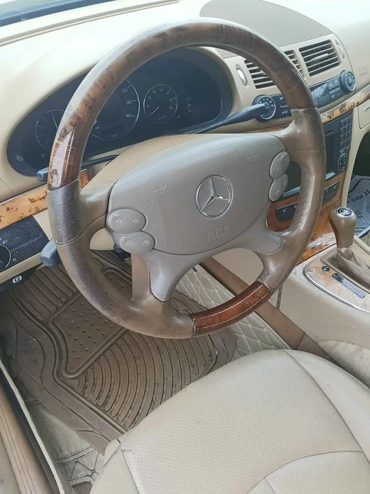 2010 Mercedes-Benz W212 E-Class - Image 7 of 7