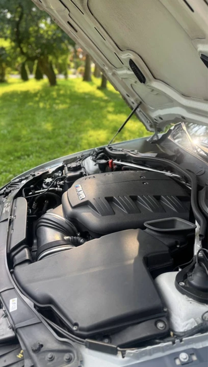 2010 BMW E90 M3 Sedan - Image 13 of 16