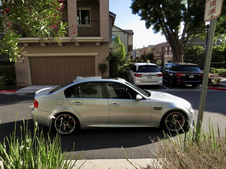2010 BMW E90 M3 Sedan - Image 8 of 20