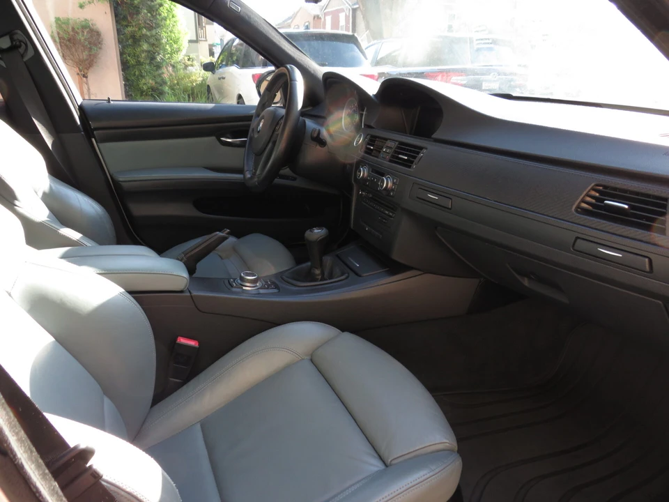 2010 BMW E90 M3 Sedan - Image 11 of 20