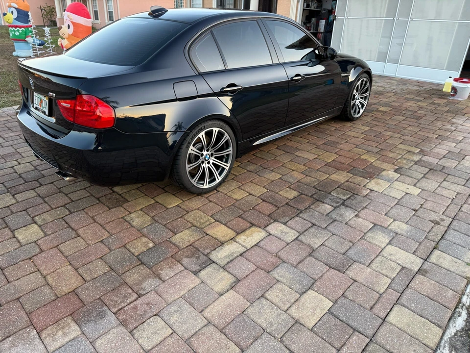 2010 BMW E90 M3 Sedan - Image 6 of 16