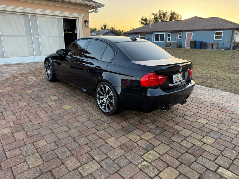 2010 BMW E90 M3 Sedan - Image 15 of 16