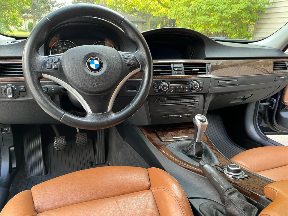 2010 BMW E91 3 Series Touring - Image 7 of 30