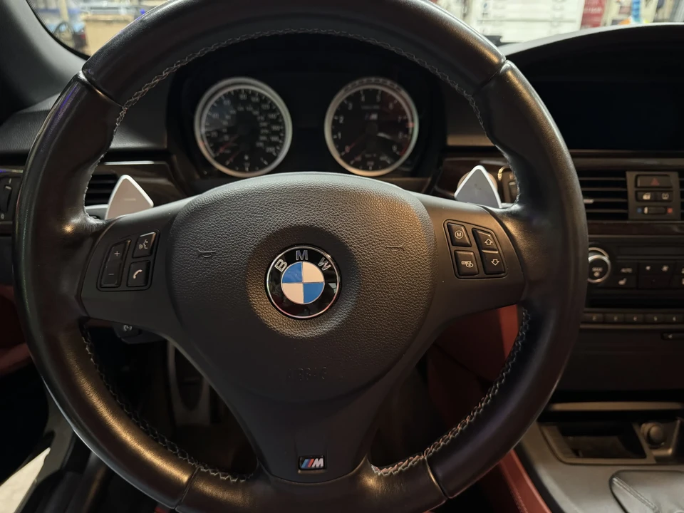 2010 BMW E93 M3 Convertible - Image 2 of 17