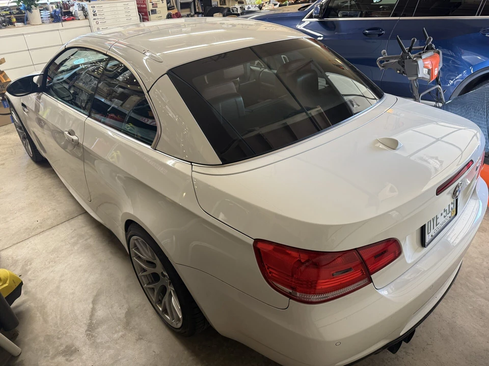 2010 BMW E93 M3 Convertible - Image 6 of 17