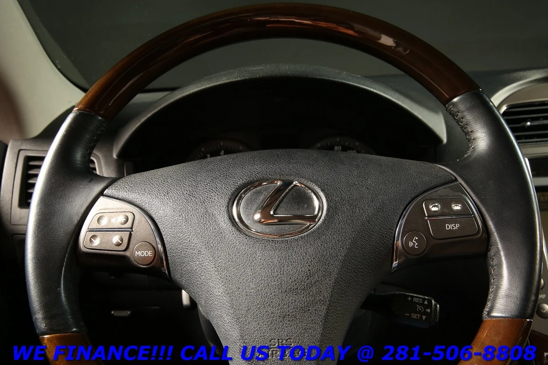 2010 Lexus ES 4th Gen - Image 14 of 21