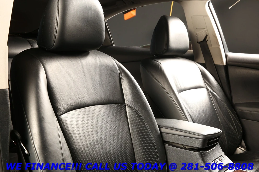 2010 Lexus ES 4th Gen - Image 20 of 21