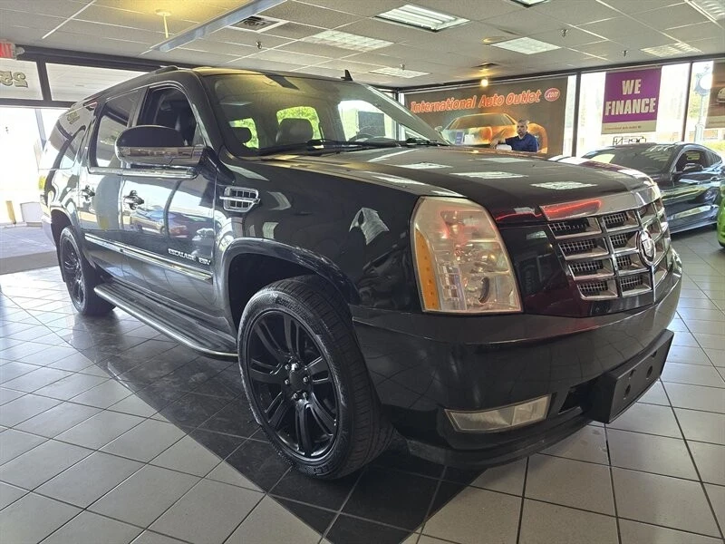 2010 Cadillac Escalade & EXT 3rd Gen - Image 3 of 4