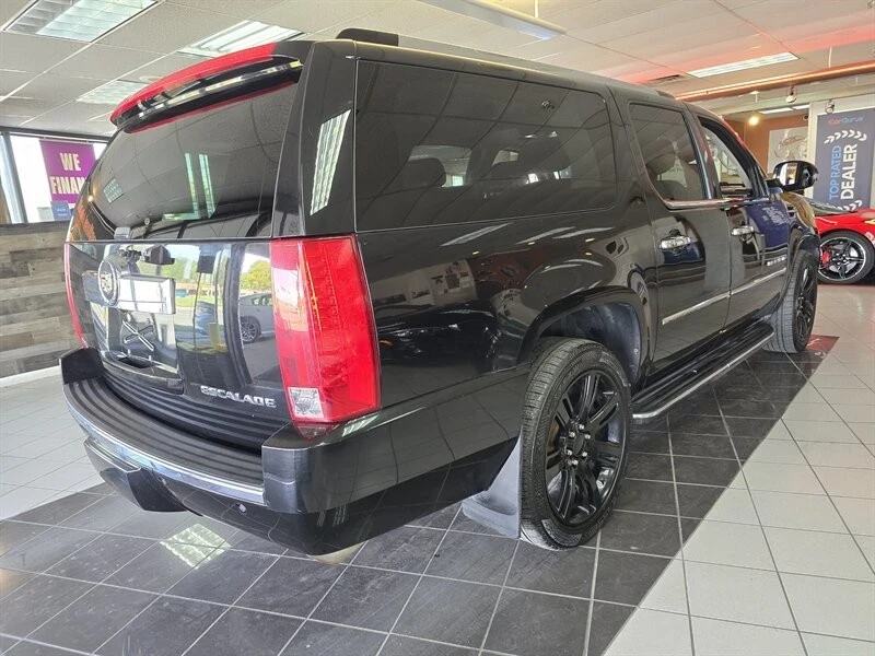 2010 Cadillac Escalade & EXT 3rd Gen - Image 4 of 4