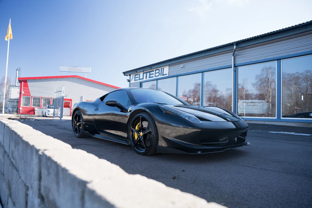 2010 Ferrari 458 Italia - Image 17 of 31