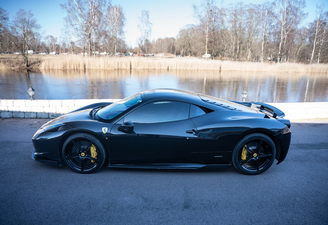 2010 Ferrari 458 Italia - Image 5 of 31