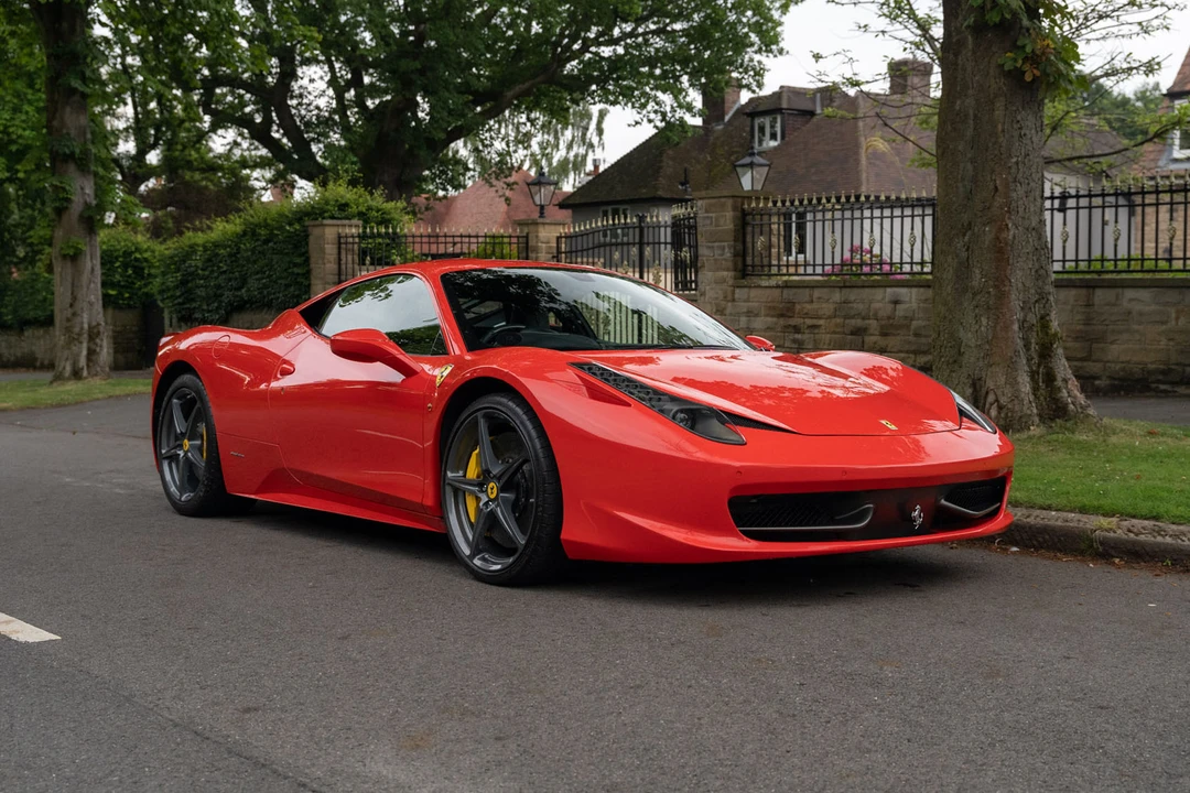 2010 Ferrari 458 Italia - Image 2 of 31