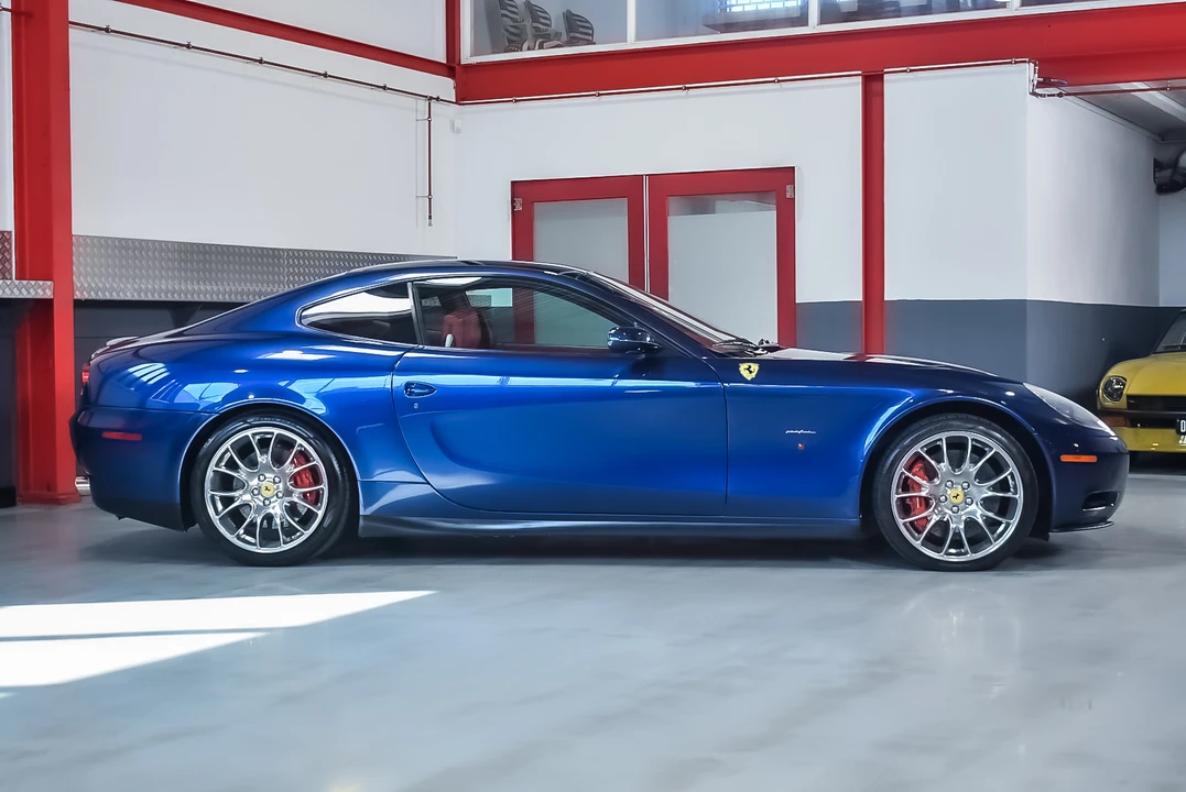 2010 Ferrari 612 - Image 15 of 31