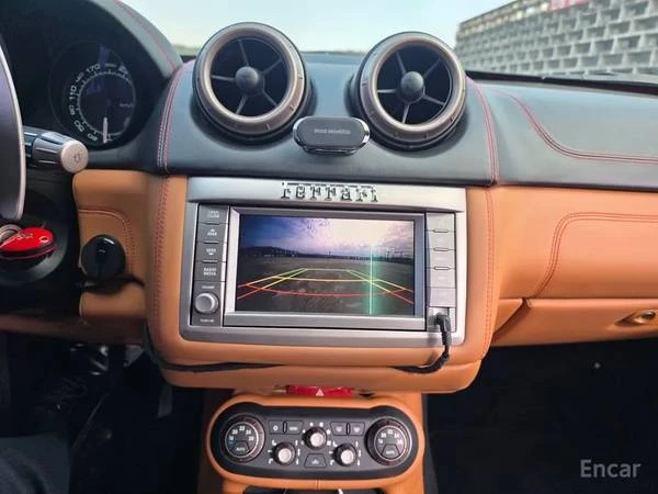 2010 Ferrari California - Image 13 of 20