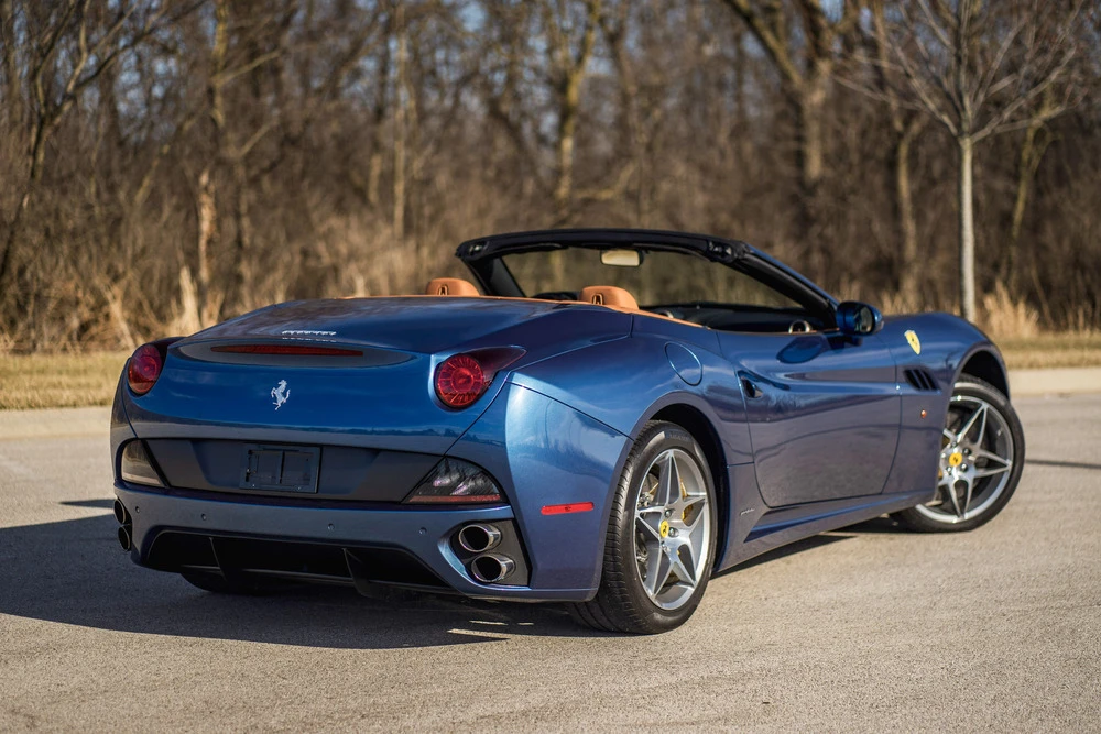 2010 Ferrari California - Image 23 of 31