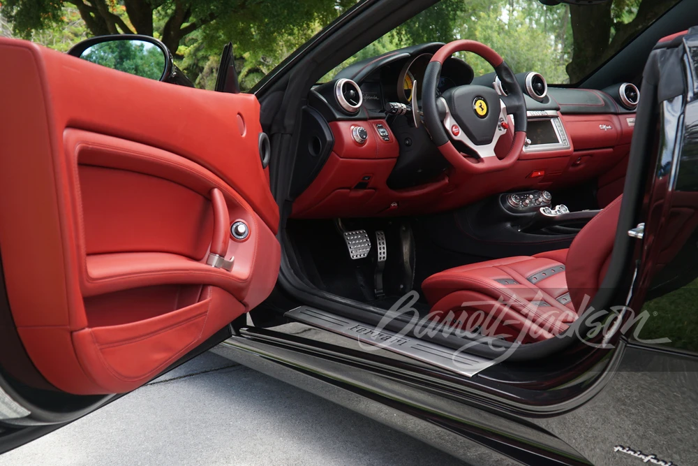2010 Ferrari California - Image 10 of 16