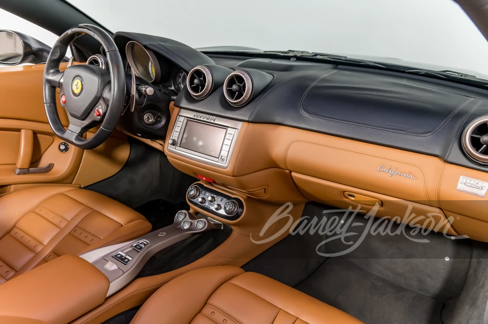 2010 Ferrari California - Image 8 of 31