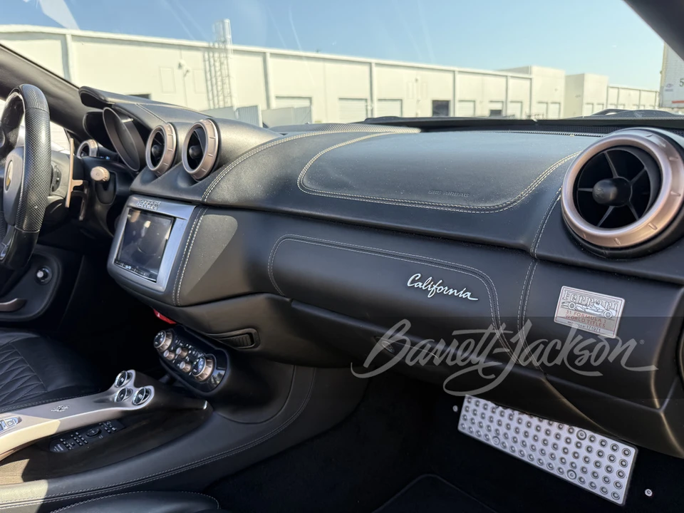2010 Ferrari California - Image 18 of 31