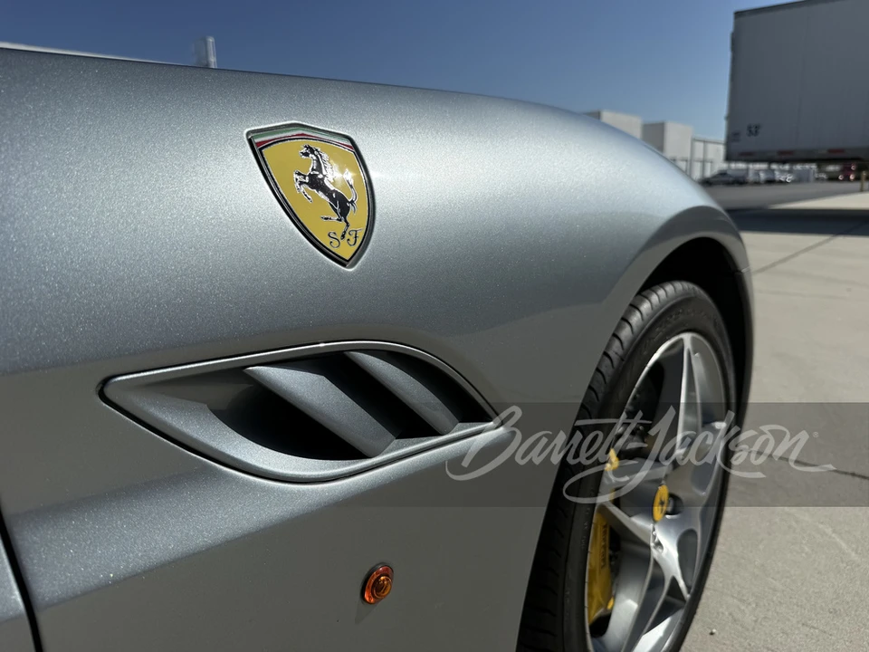 2010 Ferrari California - Image 19 of 31