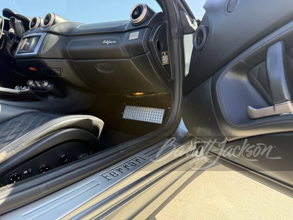 2010 Ferrari California - Image 27 of 31