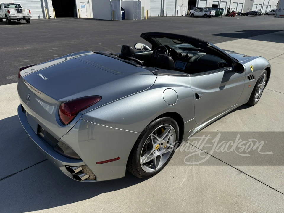 2010 Ferrari California - Image 5 of 31