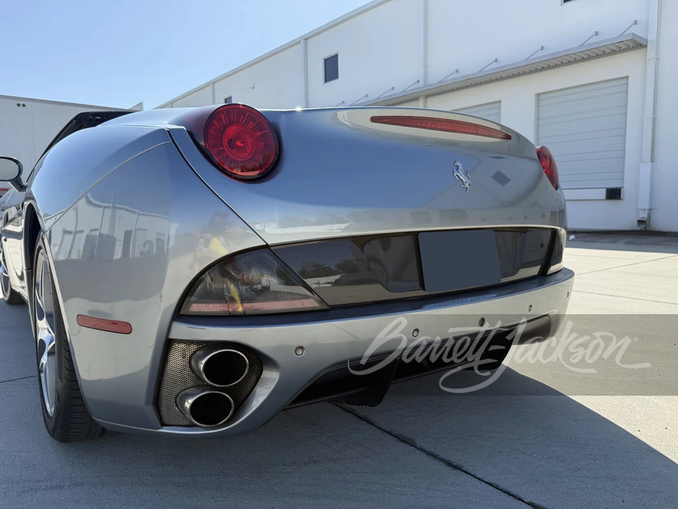 2010 Ferrari California - Image 8 of 31