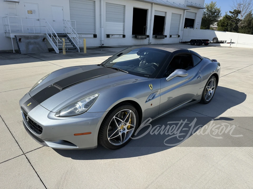 2010 Ferrari California - Image 12 of 31