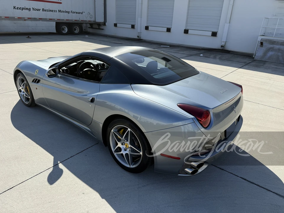 2010 Ferrari California - Image 14 of 31