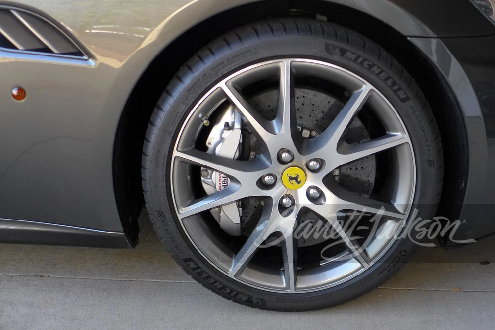 2010 Ferrari California - Image 6 of 10