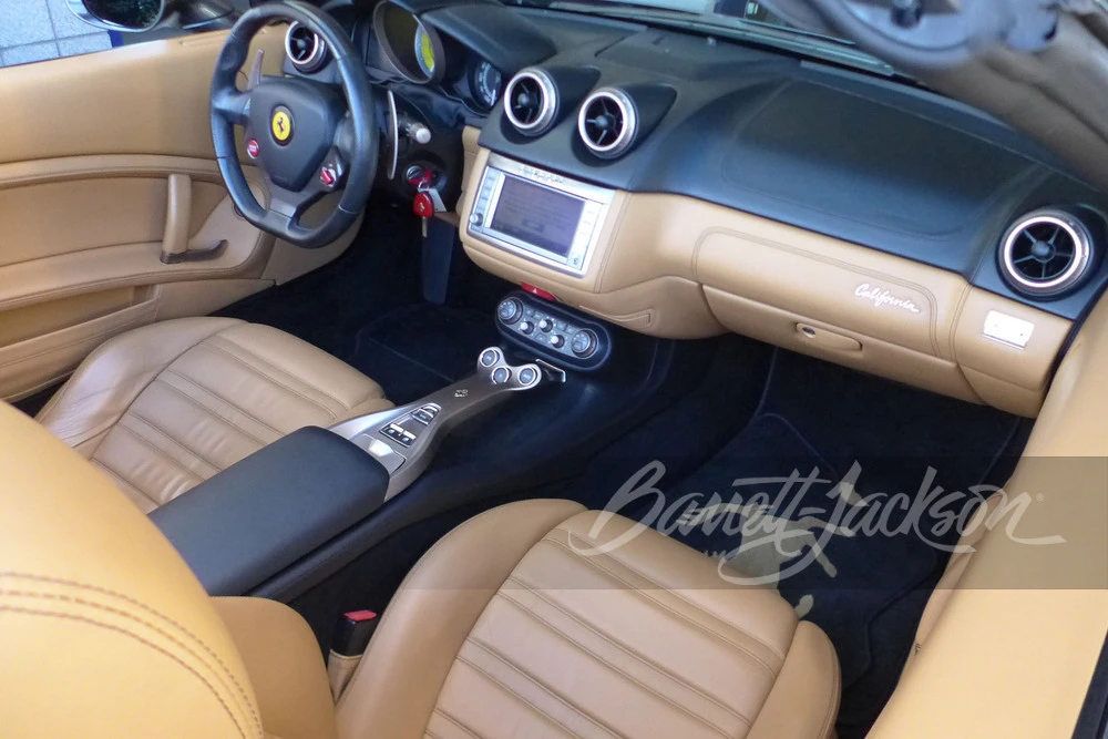 2010 Ferrari California - Image 8 of 10