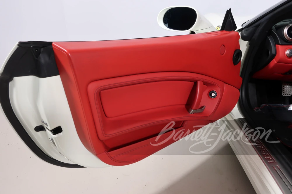 2010 Ferrari California - Image 14 of 29