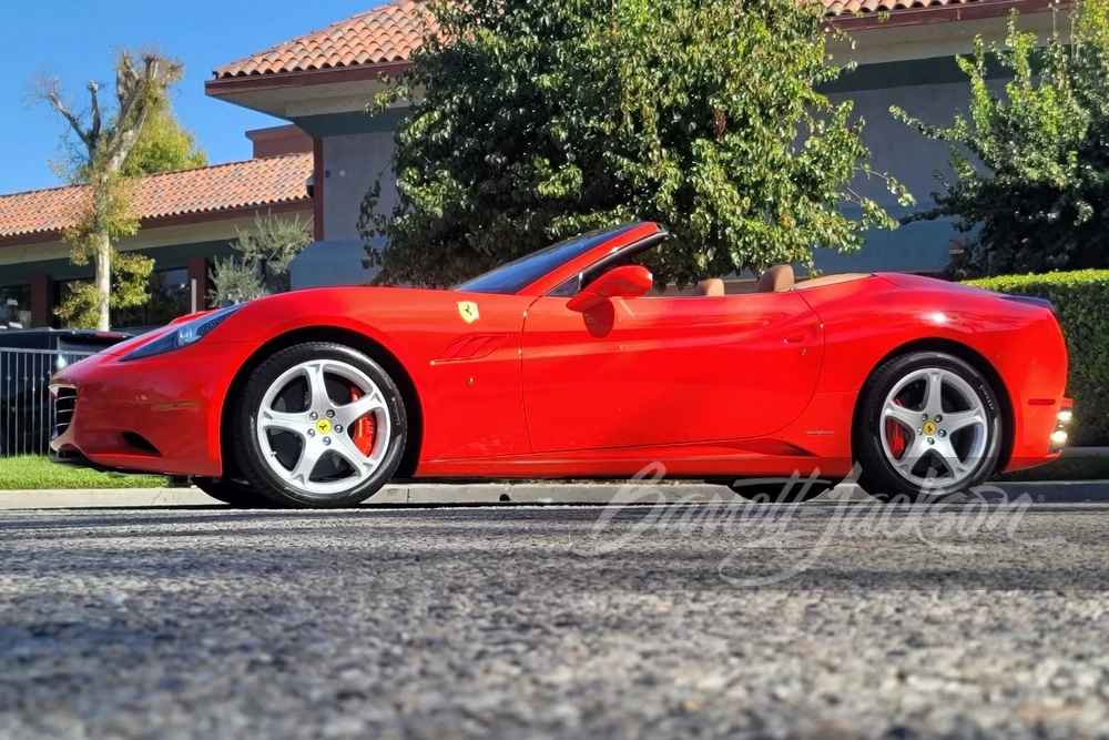 2010 Ferrari California - Image 15 of 31