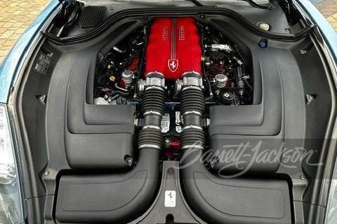 2010 Ferrari California - Image 2 of 15