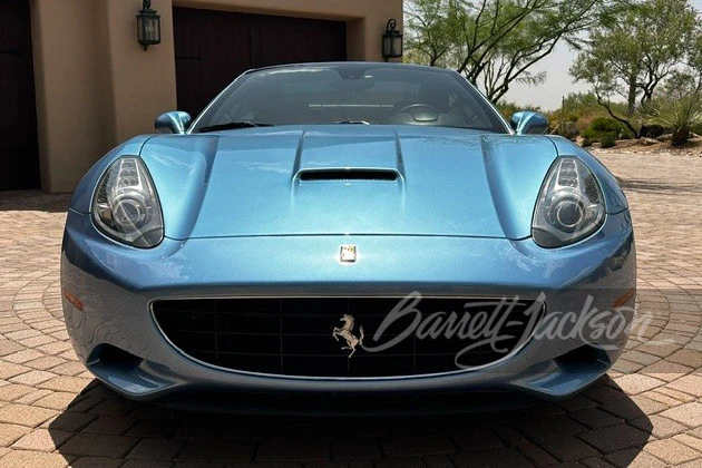 2010 Ferrari California - Image 5 of 15