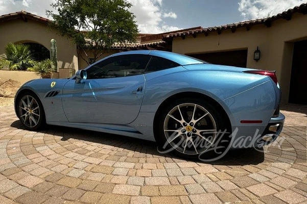 2010 Ferrari California - Image 11 of 15
