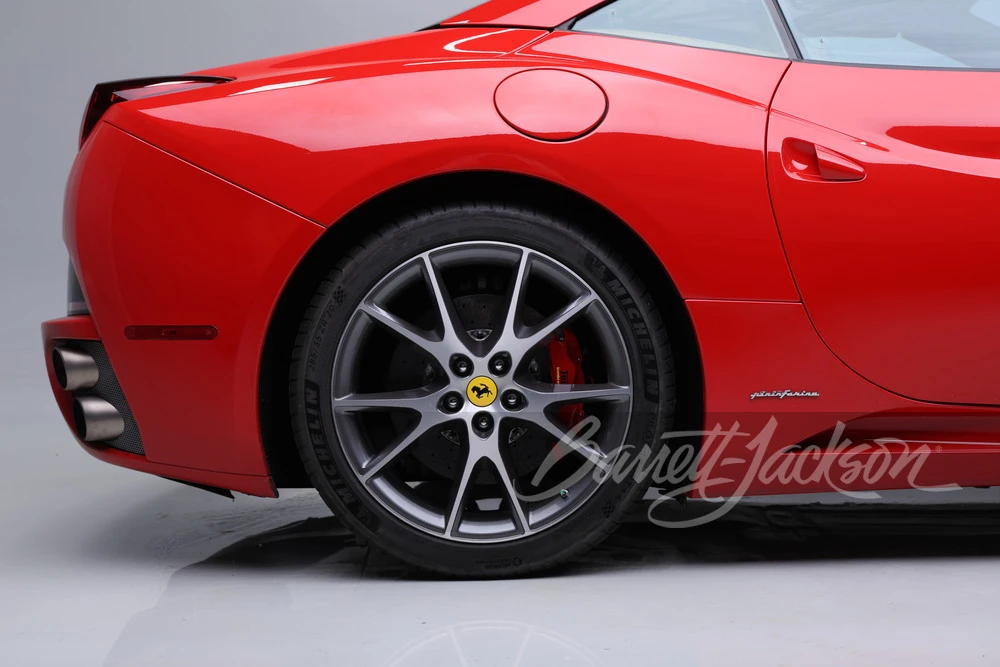 2010 Ferrari California - Image 14 of 31