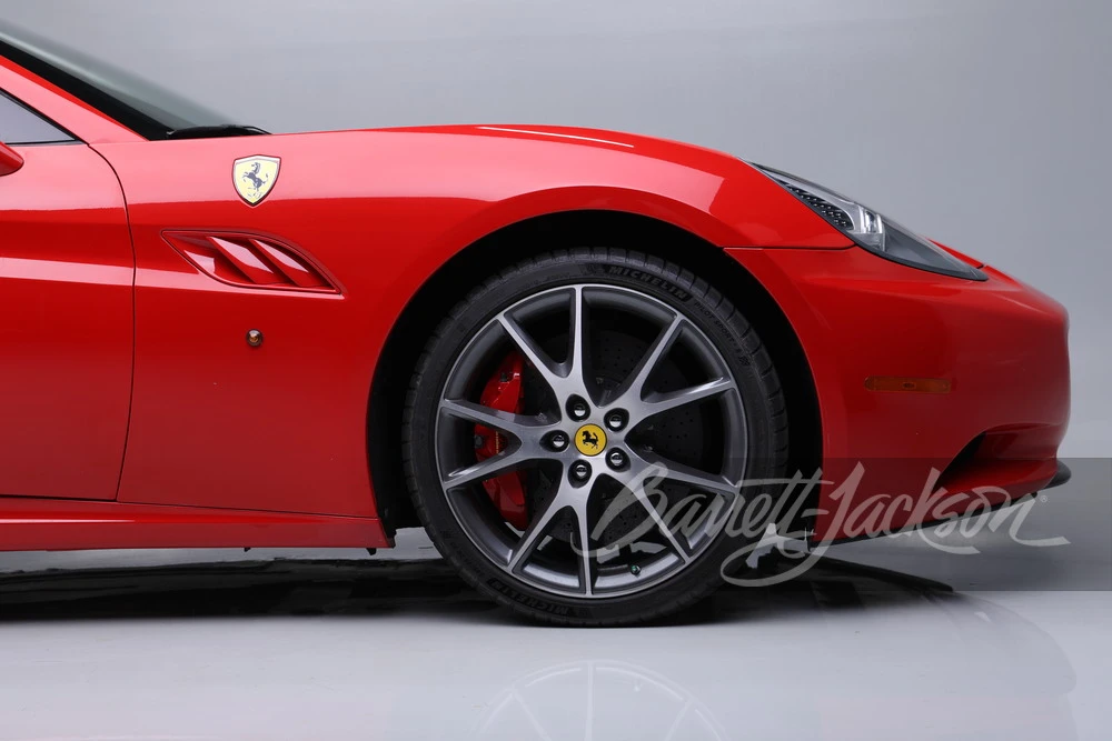 2010 Ferrari California - Image 23 of 31